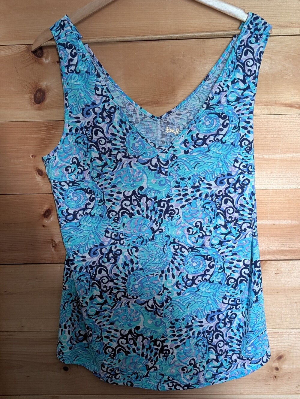 Lilly Pulitzer Blue Teal Patterned V-Neck Tank Top
